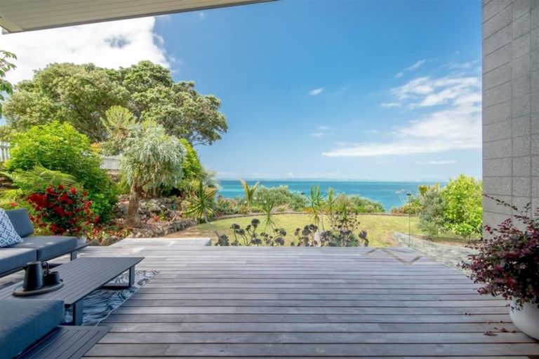 Photo of property in 98 Clovelly Road, Bucklands Beach, Auckland, 2012
