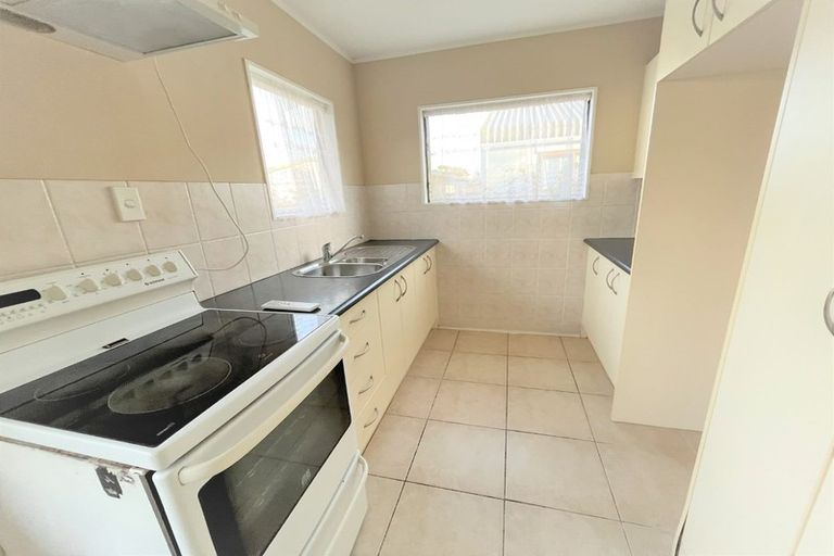 Photo of property in 1/12 Avis Avenue, Papatoetoe, Auckland, 2025