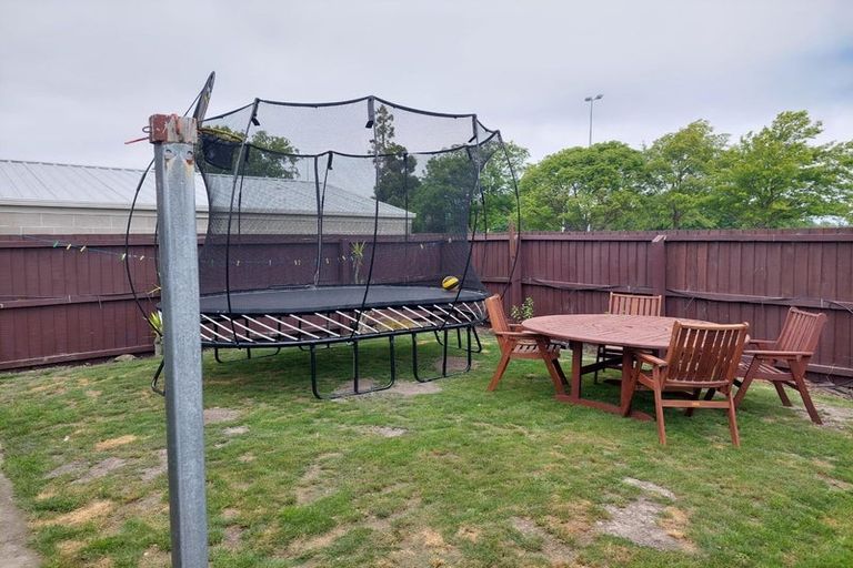 Photo of property in 1/46 Shannon Place, Belfast, Christchurch, 8051