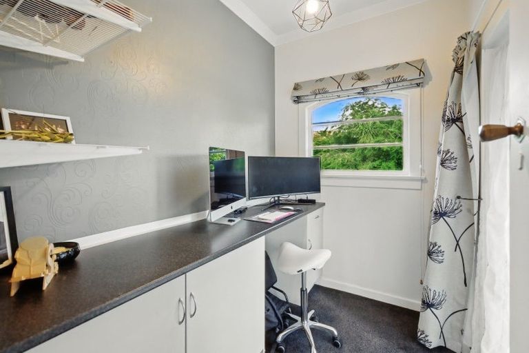 Photo of property in 17 Marama Avenue North, Otatara, Invercargill, 9879