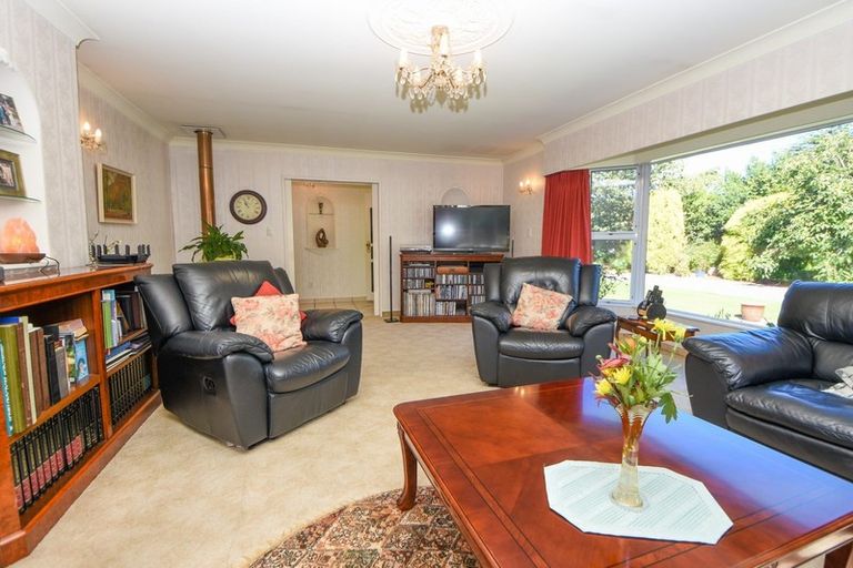 Photo of property in 65 Park Road, Carterton, 5713