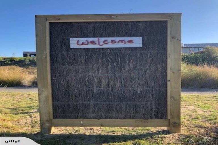 Photo of property in 29 Ferndale Drive, Waikanae, 5036