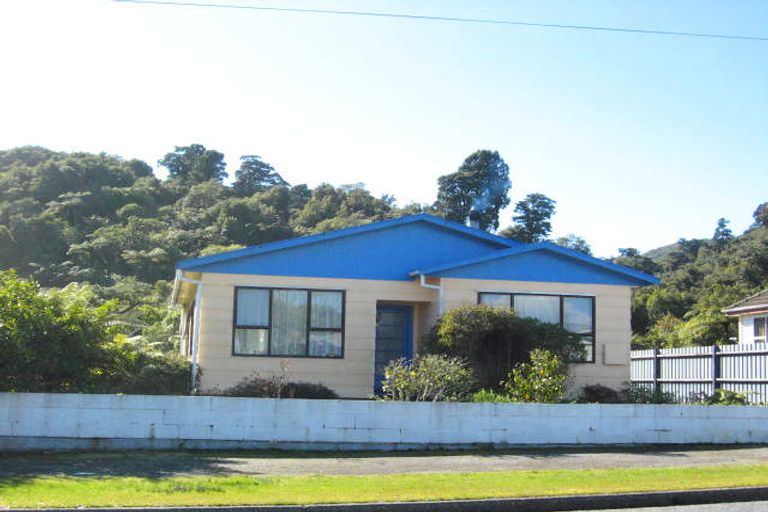 Photo of property in 101 Marsden Road, Greymouth, 7805