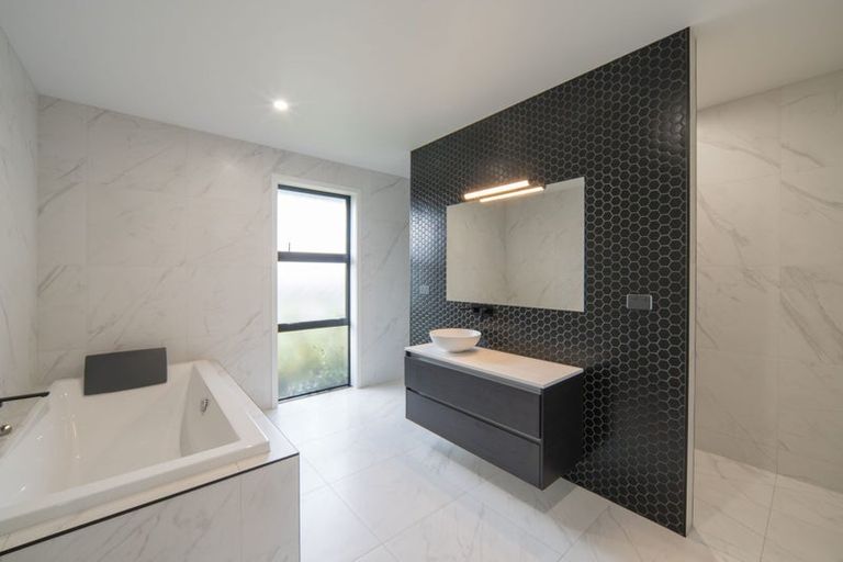 Photo of property in 60 Seddon Road, Puketaha, Hamilton, 3281