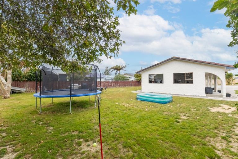 Photo of property in 64 Atkinson Avenue, Otaki Beach, Otaki, 5512