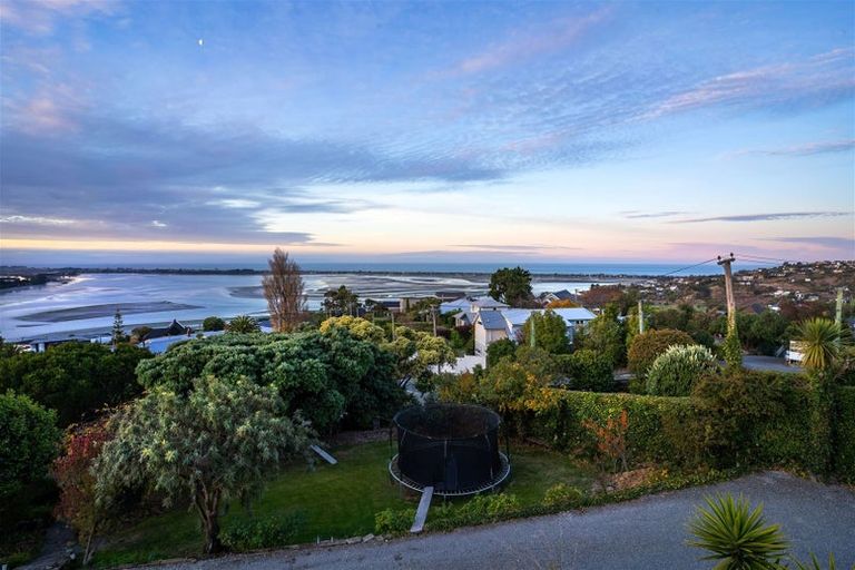 Photo of property in 40 Major Hornbrook Road, Mount Pleasant, Christchurch, 8081
