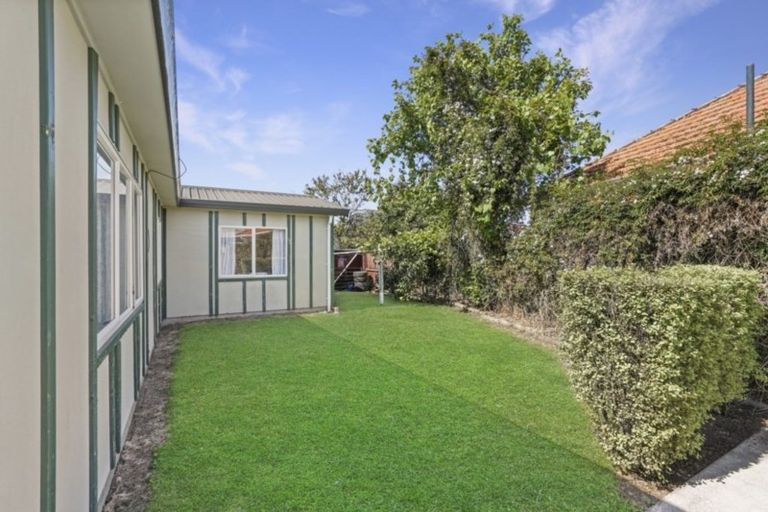 Photo of property in 320a Peachgrove Road, Fairfield, Hamilton, 3214