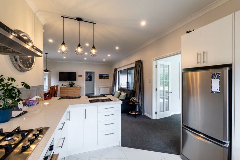 Photo of property in 17 Raeburn Avenue, Otatara, Invercargill, 9879