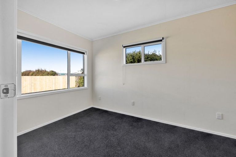 Photo of property in 23 Longfellow Road, Opunake, 4616