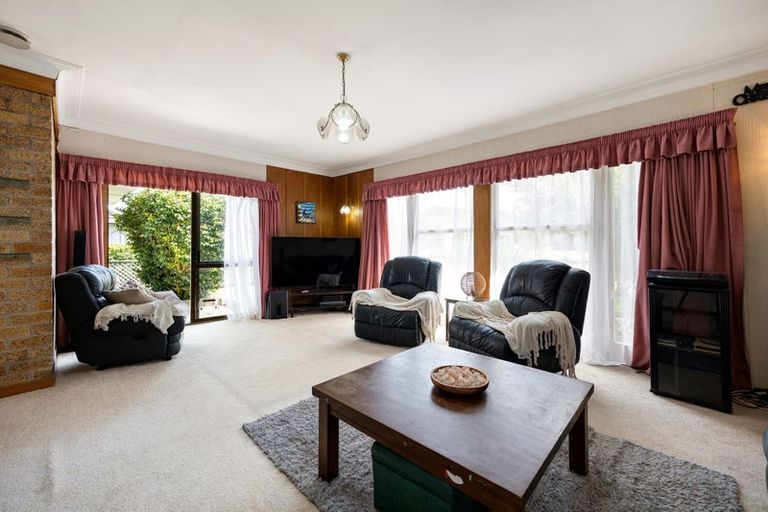 Photo of property in 17 Charles Crescent, Beerescourt, Hamilton, 3200