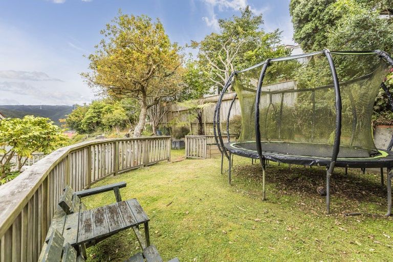 Photo of property in 47 Thurleigh Grove, Karori, Wellington, 6012