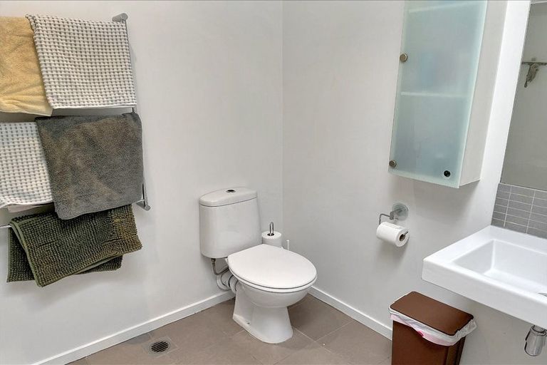 Photo of property in 254/21 Left Bank, Te Aro, Wellington, 6011