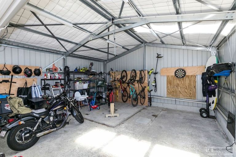 Photo of property in 46 Whanake Street, Titahi Bay, Porirua, 5022