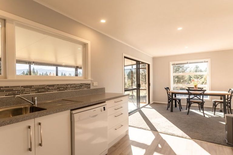 Photo of property in 3 Maitland Place, Favona, Auckland, 2024