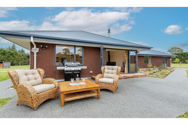 Photo of property in 2259 South Eyre Road, Eyrewell, Rangiora, 7476