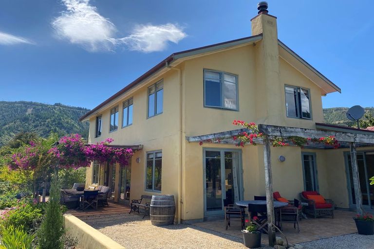 Photo of property in 44 Nyhane Drive, Ligar Bay, Takaka, 7183