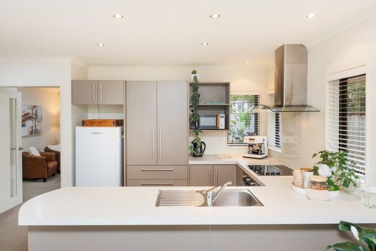 Photo of property in 120b Linton Street, West End, Palmerston North, 4410