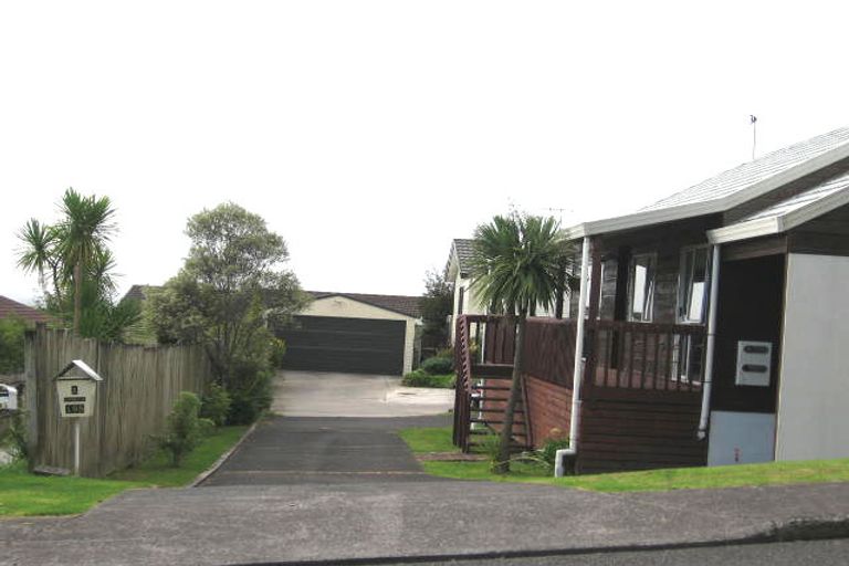 Photo of property in 1/185 Glengarry Road, Glen Eden, Auckland, 0602
