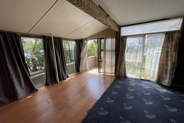 Photo of property in 12 Brains Road, Kelston, Auckland, 0602