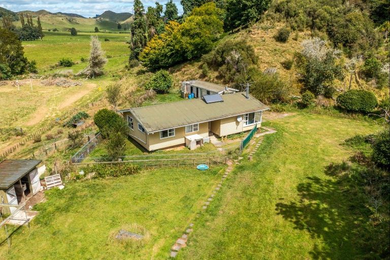 Photo of property in 1682 Ohura Road, Douglas, Stratford, 4392