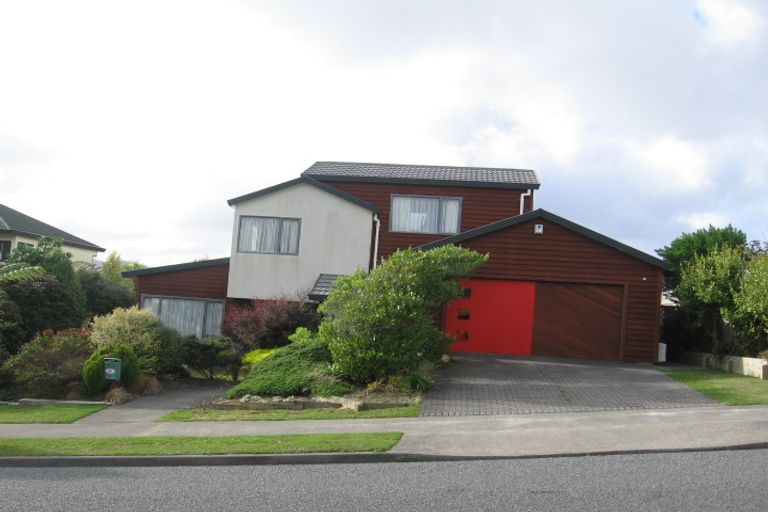 Photo of property in 60 Abilene Crescent, Churton Park, Wellington, 6037