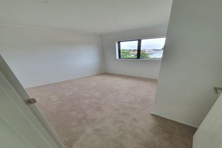 Photo of property in 3b Dreadon Road, Manurewa, Auckland, 2102