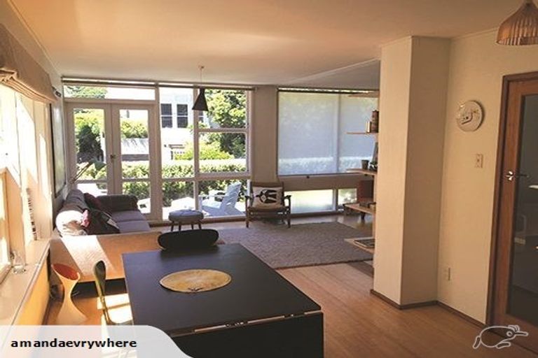 Photo of property in Embassy Court, 72 Brougham Street, Mount Victoria, Wellington, 6011