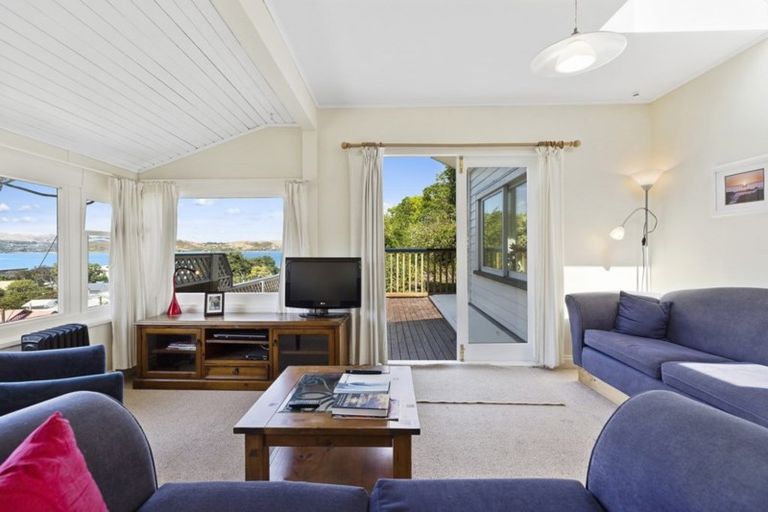 Photo of property in 4 Gordon Road, Plimmerton, Porirua, 5026