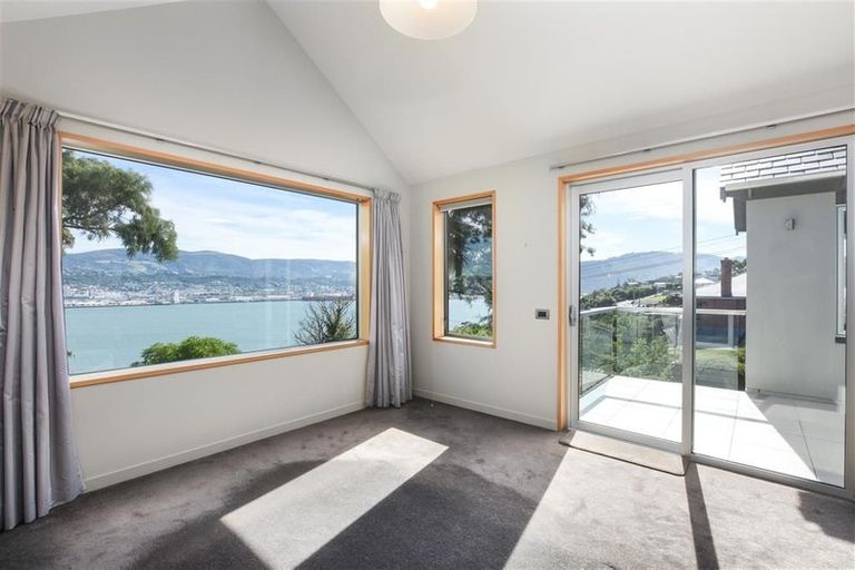 Photo of property in 17 Cornwall Street, Vauxhall, Dunedin, 9013