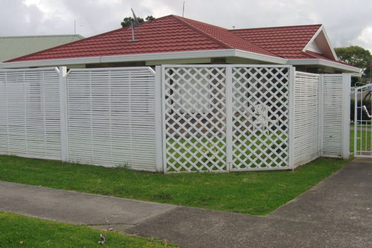 Photo of property in 15 Tua Place, Favona, Auckland, 2024
