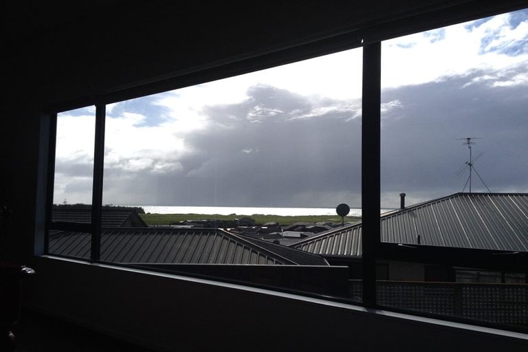 Photo of property in 93 Parklands Avenue, Bell Block, New Plymouth, 4312