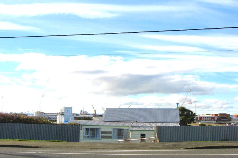 Photo of property in 11 Blackwater Street, Bluff, 9814