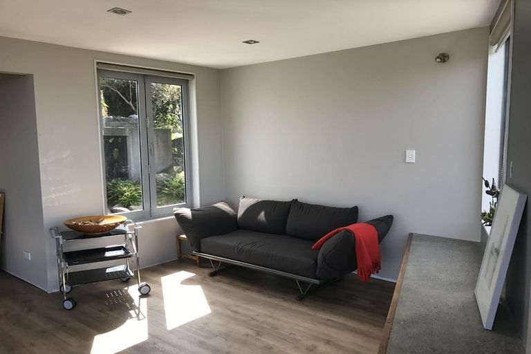 Photo of property in 74 Frobisher Street, Island Bay, Wellington, 6023