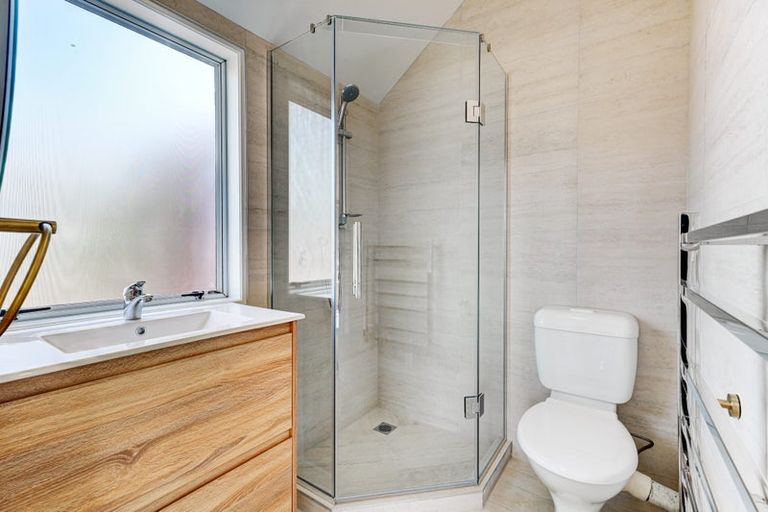 Photo of property in 3 Charles Prevost Drive, The Gardens, Auckland, 2105