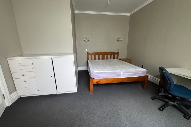 Photo of property in 4 Levy Street, Mount Victoria, Wellington, 6011