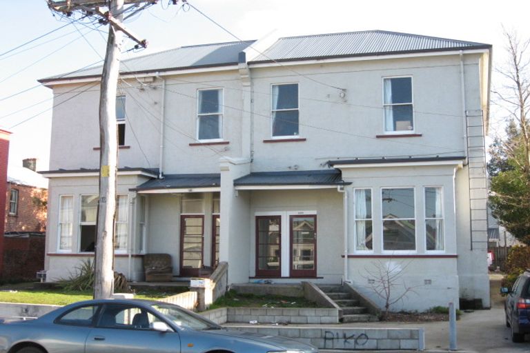 Photo of property in 588 Castle Street, North Dunedin, Dunedin, 9016