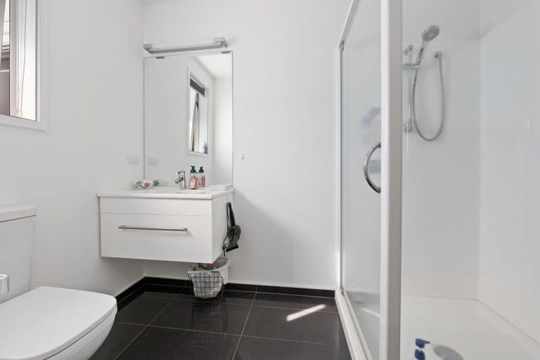 Photo of property in 64 Fairfax Crescent, Pyes Pa, Tauranga, 3112