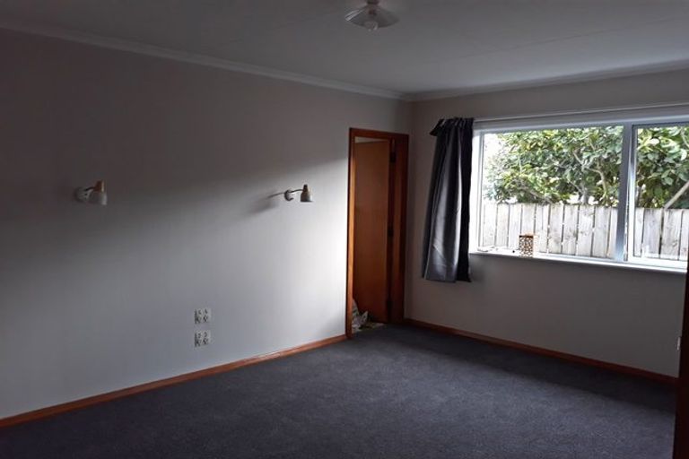 Photo of property in 14 Bond Street, Hokowhitu, Palmerston North, 4410