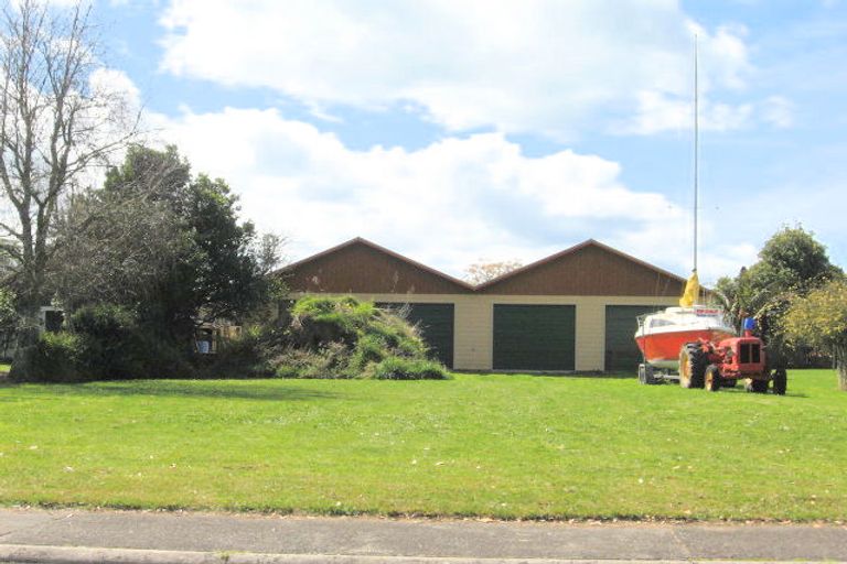 Photo of property in 95 Robinson Road, Whitianga, 3510