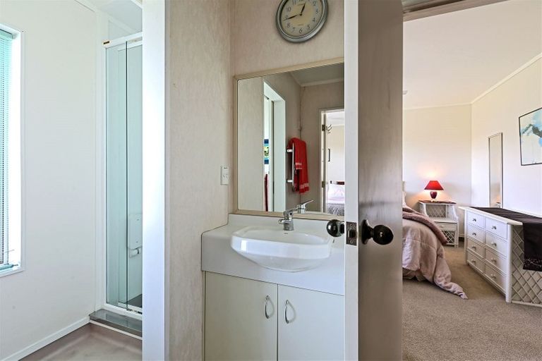 Photo of property in 26 Glamorgan Avenue, Tamatea, Napier, 4112