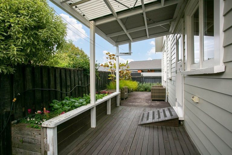 Photo of property in 122 Victoria Street, Cambridge, 3434