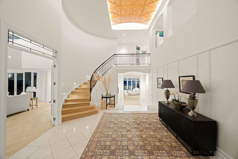 Photo of property in 2/6 Saint Leonards Road, Hauraki, Auckland, 0622