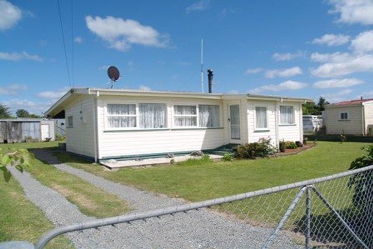 Photo of property in 14 Kauri Street, Mangakino, 3421