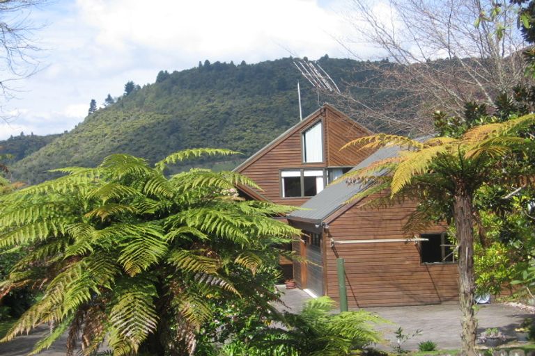 Photo of property in 71 Acacia Road, Lake Okareka, Rotorua, 3076
