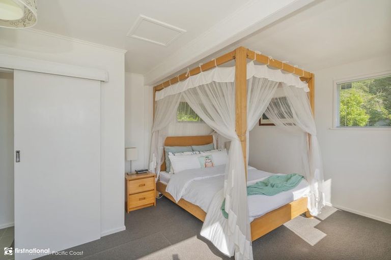 Photo of property in 154 Paku Drive, Tairua, 3508