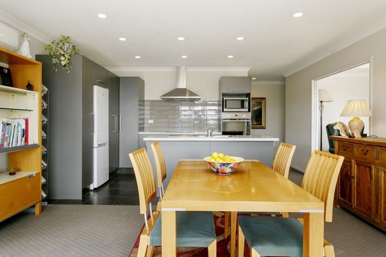 Photo of property in 10 Loloma Way, Wharewaka, Taupo, 3330