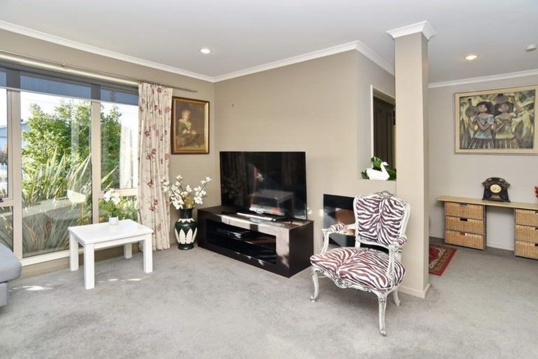 Photo of property in 40 Richill Street, Belfast, Christchurch, 8051