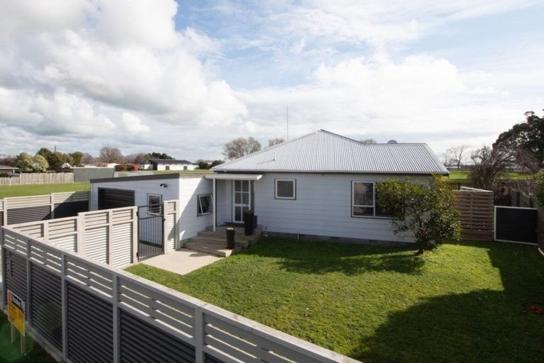 Photo of property in 73 Herbert Avenue, Cloverlea, Palmerston North, 4412
