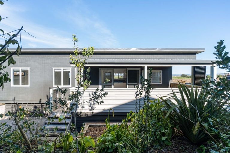 Photo of property in 180a Pukehina Parade, Pukehina, Te Puke, 3189