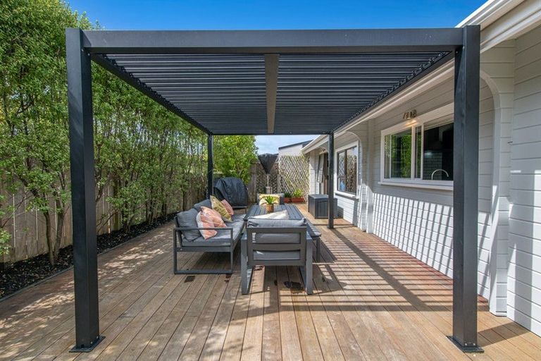 Photo of property in 24a Fairway Avenue, Red Beach, 0932